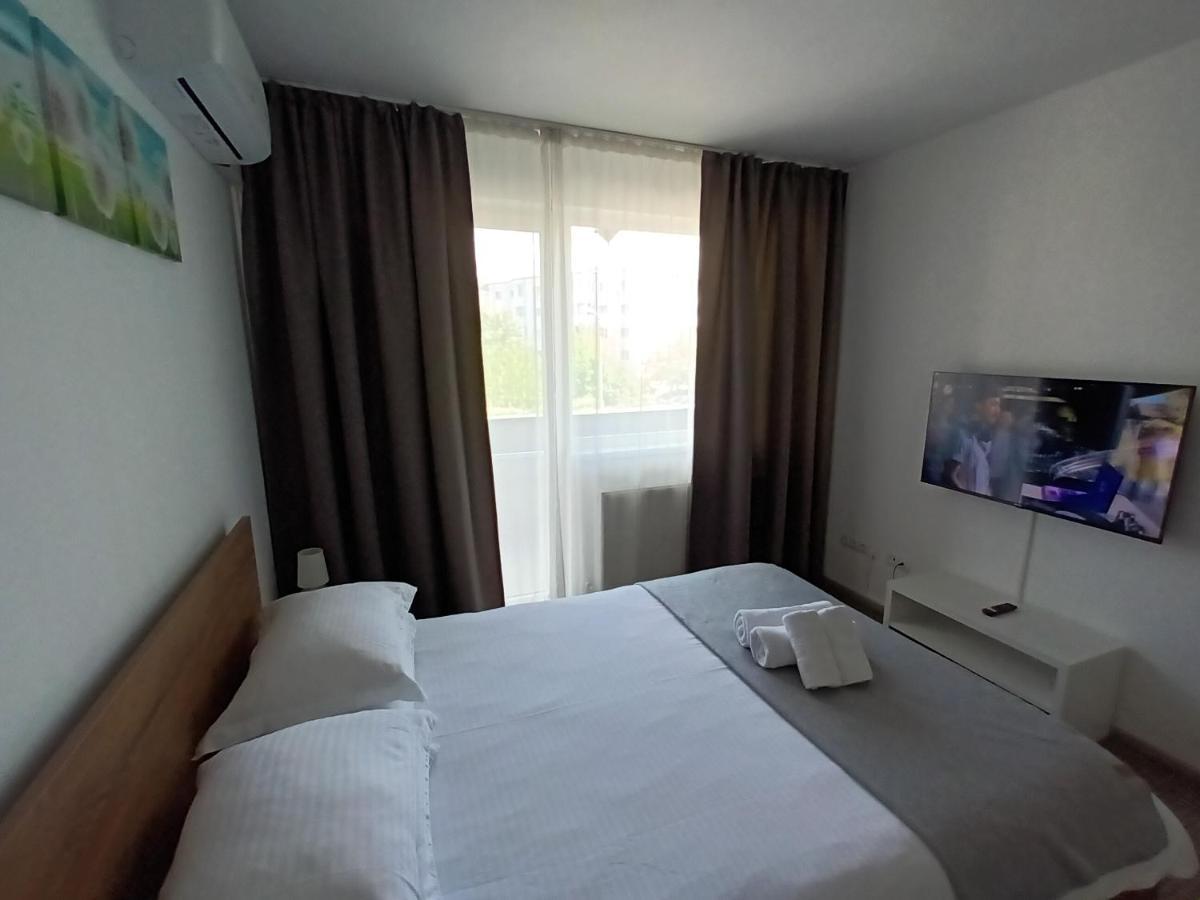 Revolution Apartment Baia Mare Luaran gambar