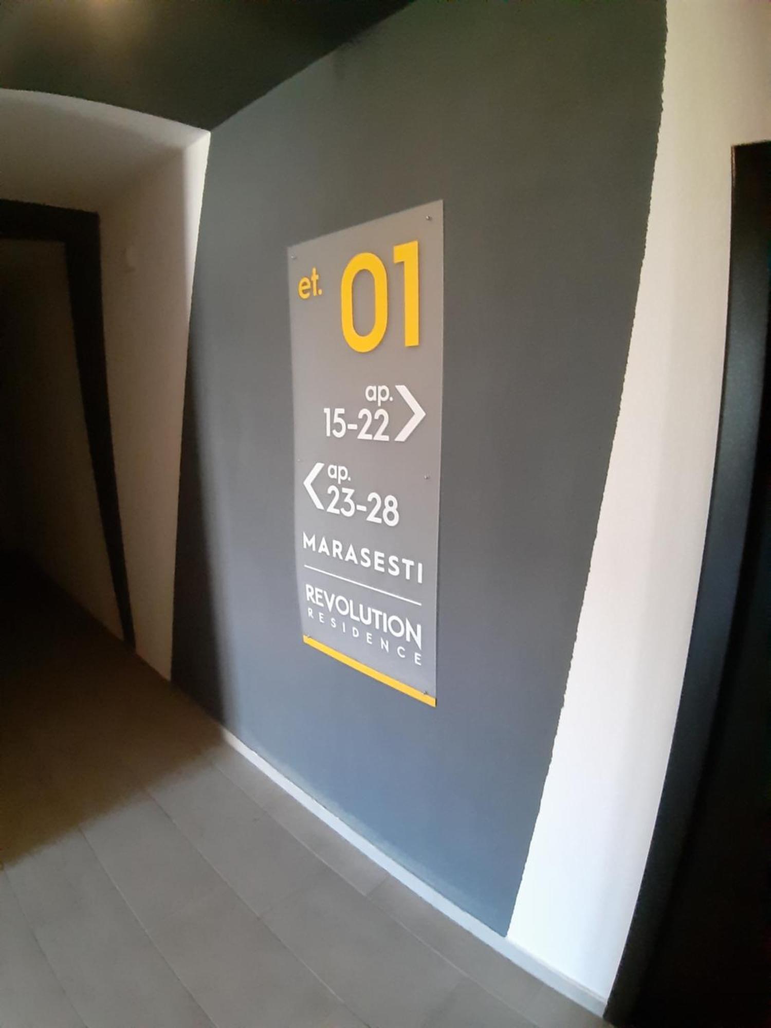 Revolution Apartment Baia Mare Luaran gambar