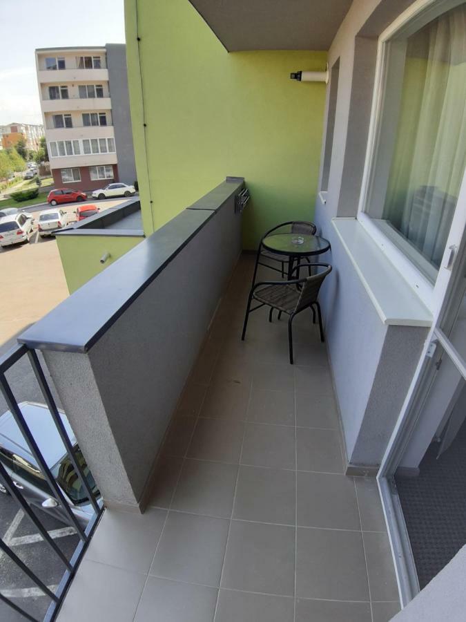 Revolution Apartment Baia Mare Luaran gambar